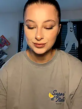 Snapshot of Mia-Minou chatting on October 11, 1:01 pm Mia-Minou online show from October 11, 1:01 pm