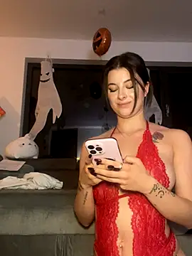 Snapshot of Mia-Minou chatting on October 15, 8:17 pm Mia-Minou online show from October 15, 8:17 pm