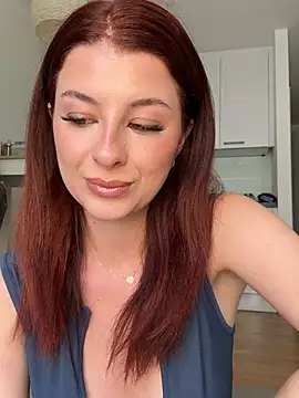 Mia-Minou online show from July 10, 12:38 pm