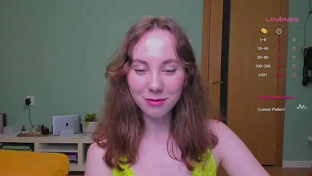 Snapshot of i_can_fix_you chatting on December 5, 1:44 pm i can fix you online show from December 5, 1:44 pm