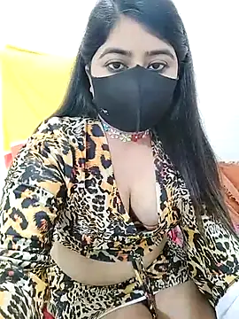 Snapshot of SHUBHI880 chatting on February 26, 12:41 am SHUBHI880 online show from February 26, 12:41 am