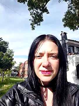 Snapshot of Isabella_21x chatting on October 21, 12:59 pm Isabella 21x online show from October 21, 12:59 pm