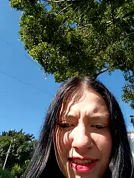 Snapshot of Isabella_21x chatting on October 24, 1:10 pm Isabella 21x online show from October 24, 1:10 pm