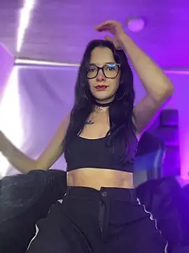 Snapshot of Isabella_21x chatting on June 11, 1:19 pm Isabella 21x online show from June 11, 1:19 pm