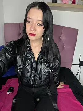 Snapshot of Isabella_21x chatting on March 8, 12:41 pm Isabella 21x online show from March 8, 12:41 pm