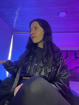 Isabella 21x online show from April 25, 1:14 pm