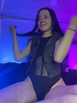 Isabella 21x online show from April 16, 9:39 pm