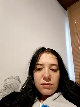 Snapshot of Isabella_21x chatting on February 5, 11:50 am Isabella 21x online show from February 5, 11:50 am