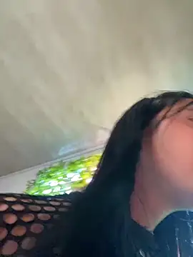 Snapshot of Isabella_21x chatting on September 25, 12:33 pm Isabella 21x online show from September 25, 12:33 pm
