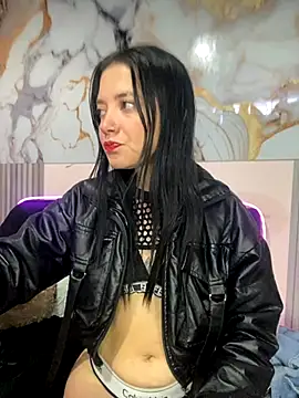 Snapshot of Isabella_21x chatting on December 5, 1:21 pm Isabella 21x online show from December 5, 1:21 pm