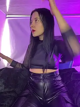 Isabella 21x online show from June 2, 12:49 pm