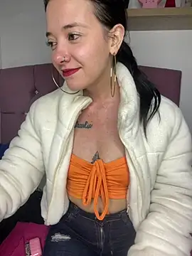 Snapshot of Isabella_21x chatting on March 14, 3:25 pm Isabella 21x online show from March 14, 3:25 pm