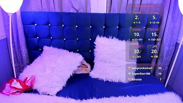 Snapshot of hallsredd chatting on February 6, 11:26 pm hallsredd online show from February 6, 11:26 pm