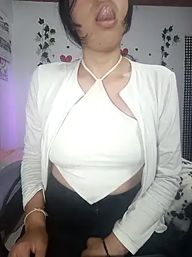 sophie north online show from February 24, 11:05 pm