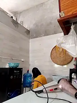 Aninyin22 online show from December 23, 2:44 am