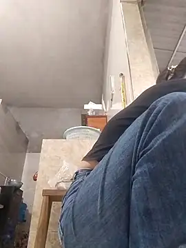 Aninyin22 online show from March 23, 1:17 am