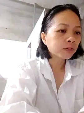 Snapshot of Aninyin22 chatting on October 23, 11:47 pm Aninyin22 online show from October 23, 11:47 pm