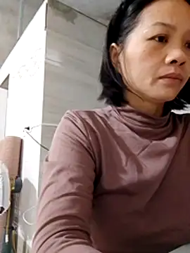 Snapshot of Aninyin22 chatting on November 4, 12:25 am Aninyin22 online show from November 4, 12:25 am