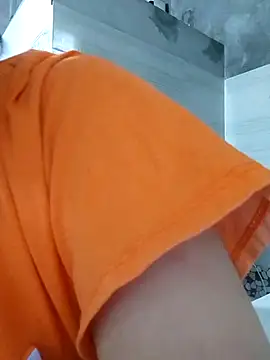 Snapshot of Aninyin22 chatting on October 20, 12:13 am Aninyin22 online show from October 20, 12:13 am