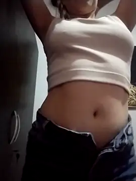 Snapshot of dulccemaria24 chatting on December 17, 12:48 am dulccemaria24 online show from December 17, 12:48 am