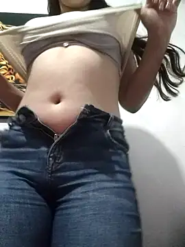 dulccemaria24 online show from March 28, 10:11 pm