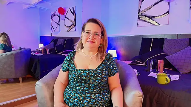 MartinaCaycedo online show from March 5, 10:44 am