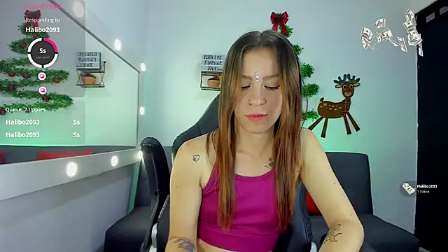 roxanne jones1 online show from December 15, 7:52 pm