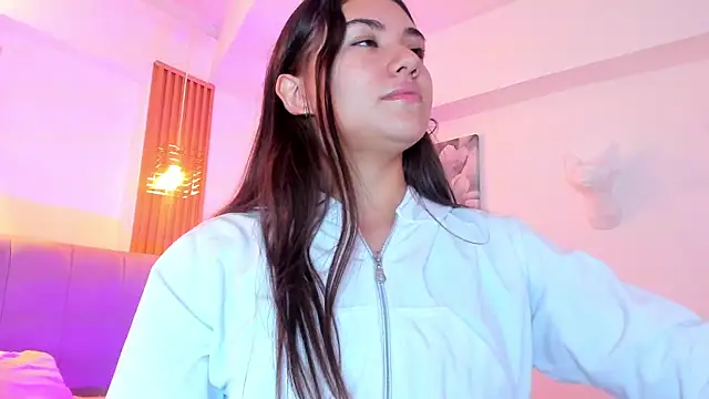 mia nevaeh online show from January 30, 1:53 pm