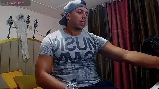 Snapshot of randy_paterman_ chatting on November 2, 1:21 am randy paterman online show from November 2, 1:21 am