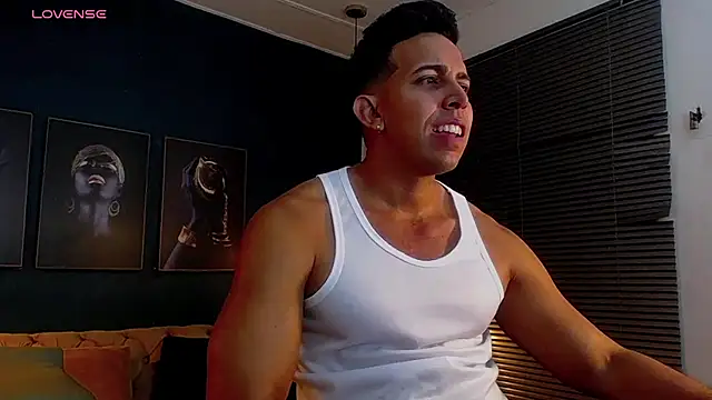 Snapshot of randy_paterman_ chatting on October 22, 1:27 am randy paterman online show from October 22, 1:27 am