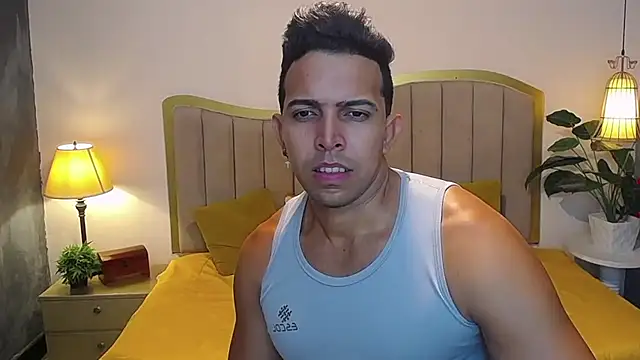 Snapshot of randy_paterman_ chatting on October 29, 12:42 am randy paterman online show from October 29, 12:42 am