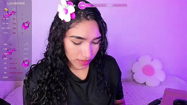 Snapshot of Olivia_fx chatting on October 16, 11:02 pm Olivia fx online show from October 16, 11:02 pm