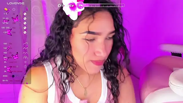 Snapshot of Olivia_fx chatting on September 12, 9:14 pm Olivia fx online show from September 12, 9:14 pm