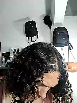 Snapshot of Corina_hot chatting on January 5, 10:40 pm Corina hot online show from January 5, 10:40 pm