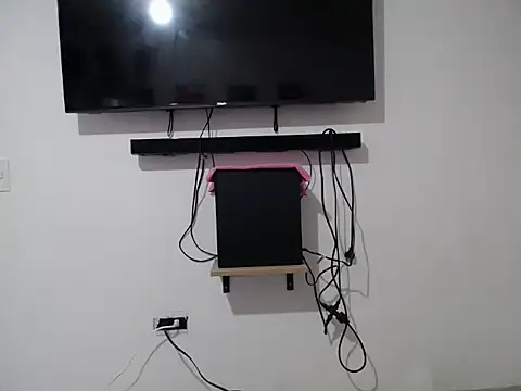 Snapshot of Corina_hot chatting on September 15, 10:32 pm Corina hot online show from September 15, 10:32 pm