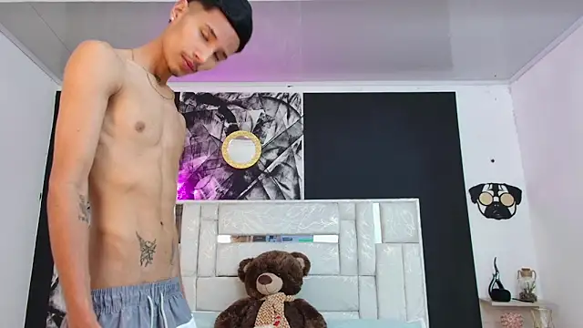 Jack lover1724 online show from April 10, 2:51 am