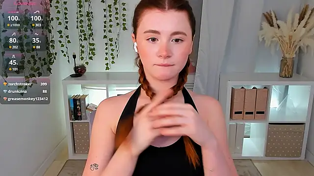 Freckle Diyana online show from March 8, 12:11 am