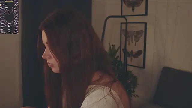 Freckle Diyana online show from October 14, 3:56 pm