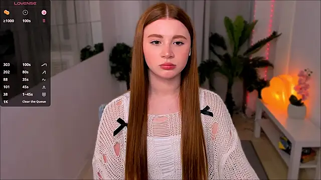 Freckle Diyana online show from March 21, 10:06 pm