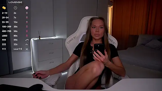 Evelinka online show from March 30, 1:56 pm