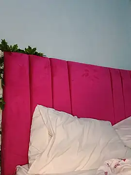 Snapshot of Miss_Moriah chatting on July 18, 4:32 am Miss Moriah online show from July 18, 4:32 am
