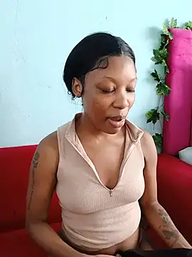 Snapshot of Miss_Moriah chatting on July 19, 10:45 am Miss Moriah online show from July 19, 10:45 am