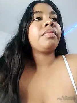 Snapshot of Fanny_Klean chatting on January 17, 9:39 am Fanny Klean online show from January 17, 9:39 am