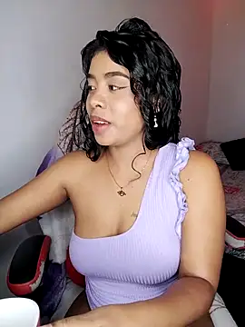 Snapshot of Fanny_Klean chatting on November 12, 4:49 am Fanny Klean online show from November 12, 4:49 am