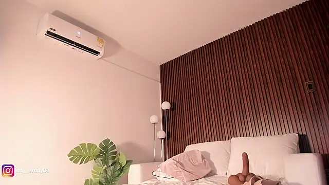 molly cams8 online show from May 14, 10:07 pm