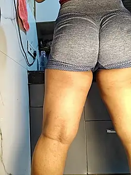 Manpreet kaur21 online show from April 4, 5:08 pm