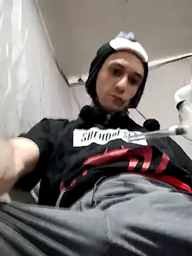 Snapshot of gabelove369 chatting on February 10, 7:15 am gabelove369 online show from February 10, 7:15 am