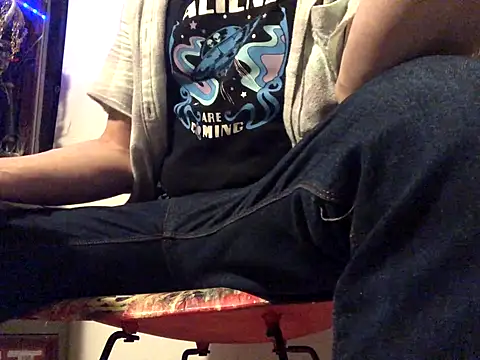 Snapshot of gabelove369 chatting on November 9, 6:39 am gabelove369 online show from November 9, 6:39 am