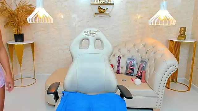 LYA SWEETX online show from February 7, 4:31 am