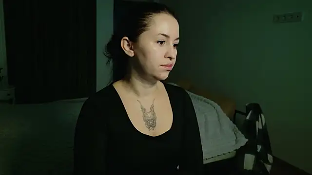 Snapshot of VioletCatt chatting on October 14, 5:41 am VioletCatt online show from October 14, 5:41 am